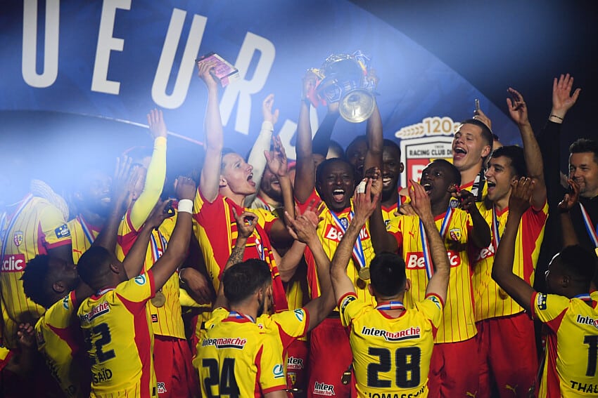 Coup de tonnerre à Lens : Abdulhamid sauvé in extremis, la Coupe du monde relancée