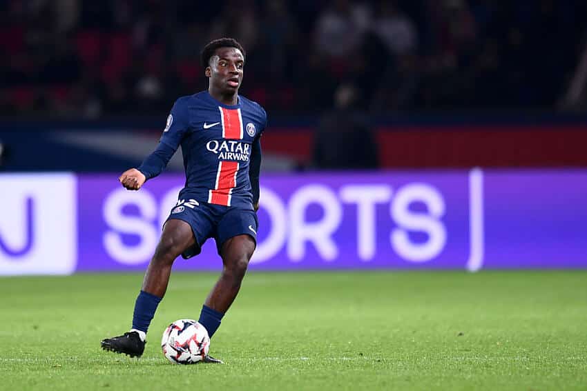 Yoram Zague sous le maillot du PSG