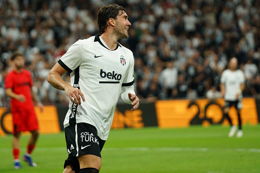 Dusan Vlahovic sous le maillot de Besiktas