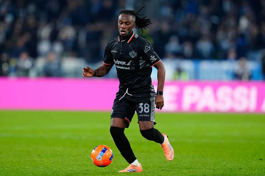 Warren Bondo sous le maillot de Cremonese