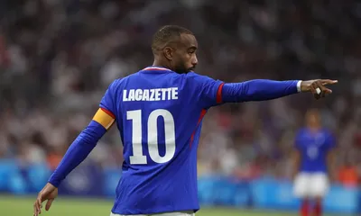France – Etats-Unis : Lacazette et Olise lancent les Bleus aux JO !