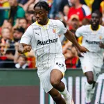 Les infos du jour : l’OM boucle une 8e recrue et pousse pour Wahi, Davitashvili moins cher que prévu pour l’ASSE