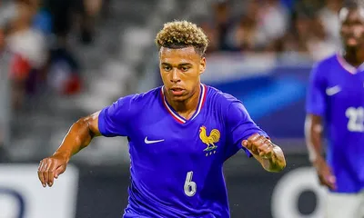 Les infos du jour : le PSG fonce sur Doué, l&rsquo;OM rêve de James, l&rsquo;ASSE prolonge un joueur