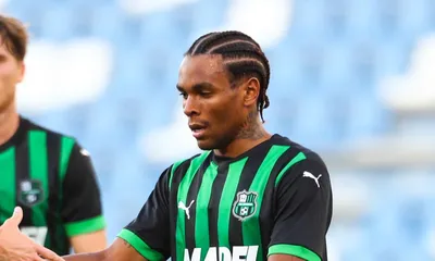 OM Mercato : une offre est partie pour Laurienté, du positif pour Rowe !