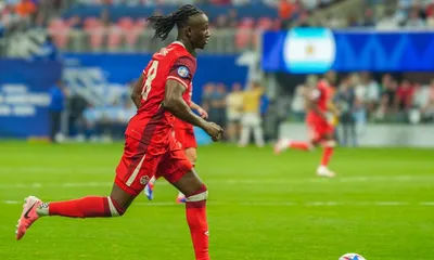 OM : une recrue estivale déjà fauchée en plein vol !