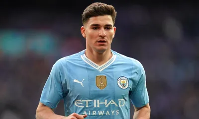 PSG Mercato : Julian Alvarez ressort du silence sur son avenir