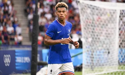 PSG Mercato : le 11e départ de l&rsquo;été officialisé, la mèche est vendue pour Désiré Doué !