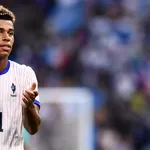 PSG Mercato : Luis Enrique fait une folle promesse à Désiré Doué