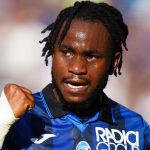 PSG Mercato : Daniel Riolo vend la mèche pour l’avenir de Lookman