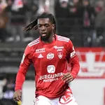 PSG Mercato : terrible nouvelle pour Bradley Locko et le Stade Brestois