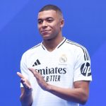 Real Madrid : Ancelotti kiffe déjà Mbappé, Vinicius aussi !