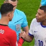 Real Madrid : Cristiano Ronaldo console Kylian Mbappé