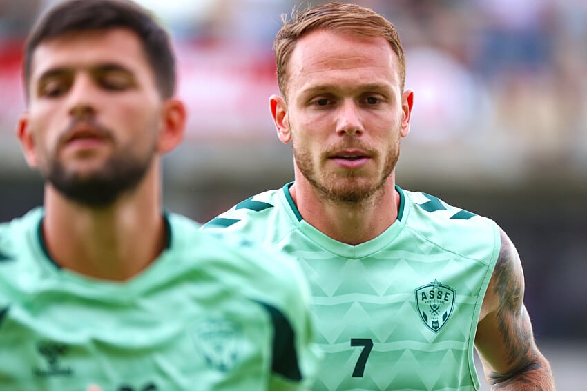 Irvin Cardona (ASSE)