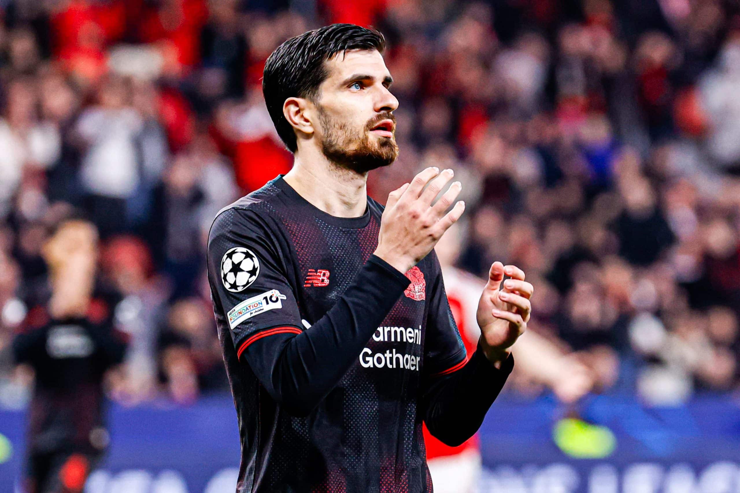 Martin Terrier sous le maillot du Bayer Leverkusen
