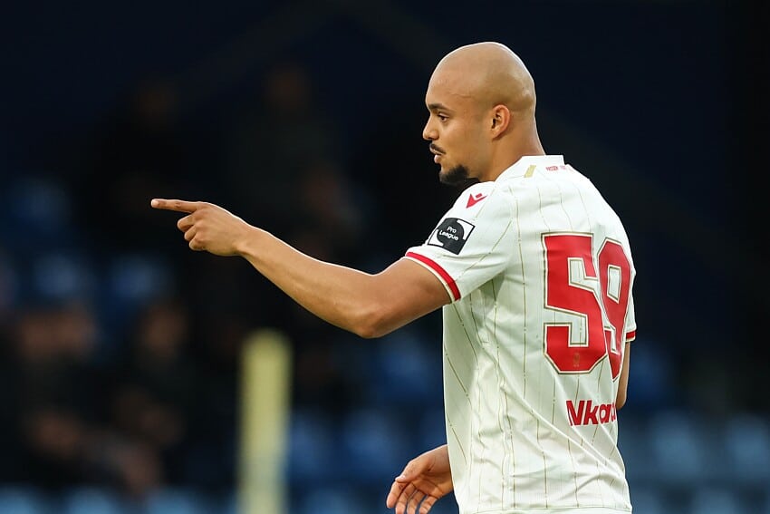 Timothé Nkada (Standard de Liège