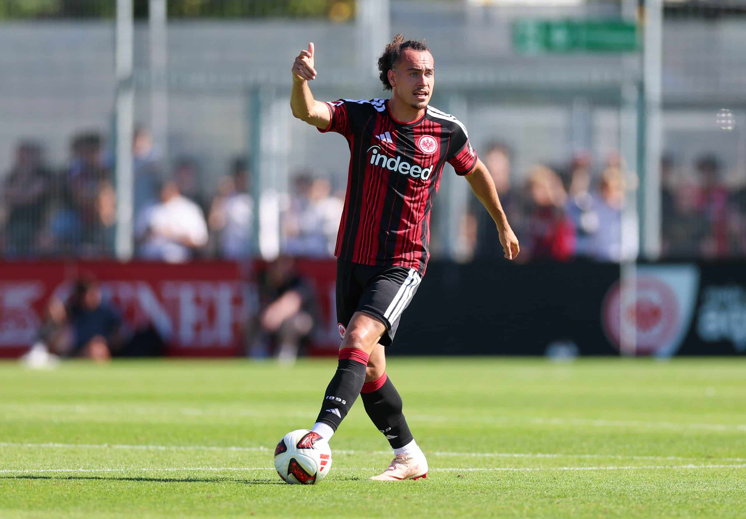Stade Rennais : c’est officiel, Arthur Theate revient là où tout a commencé