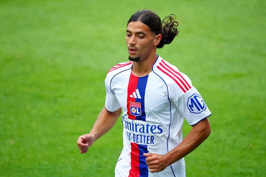 Yacine Chaïb sous le maillot de l'OL