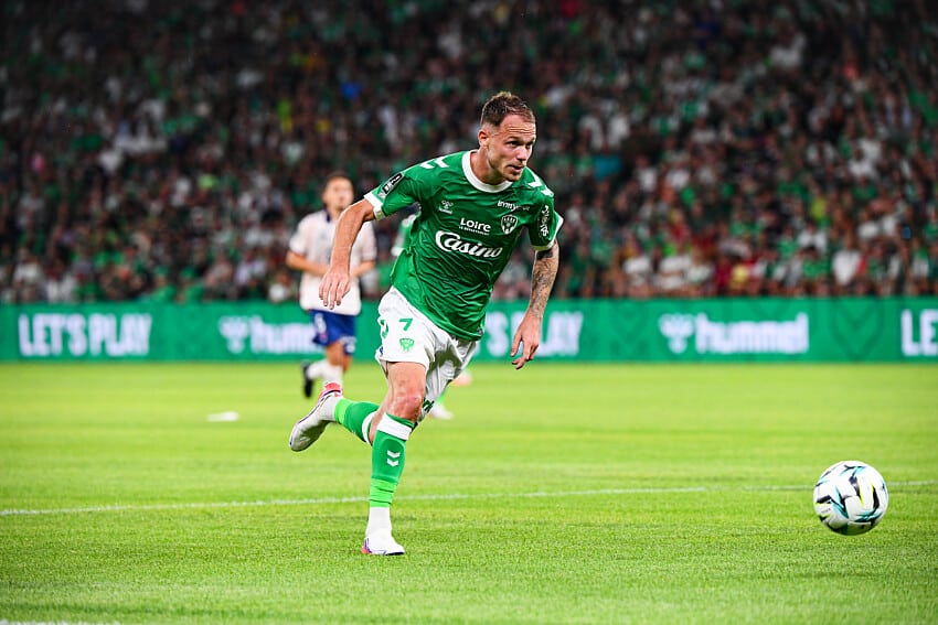 Irvin Cardona (ASSE)