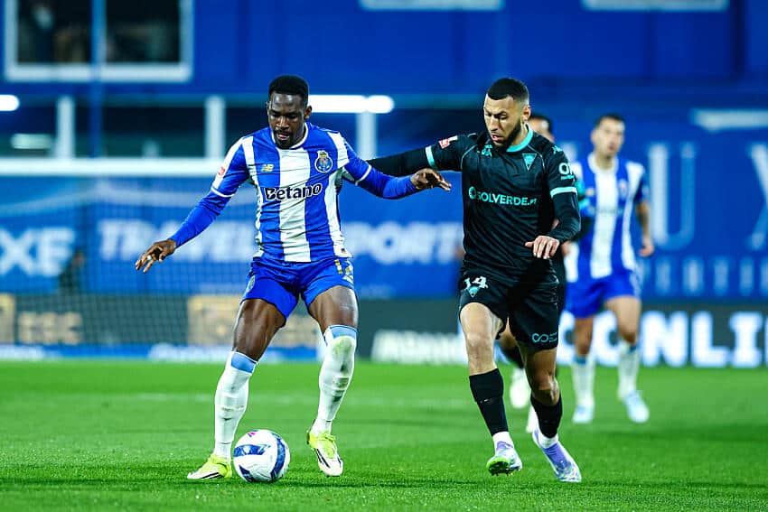 Yanis Begraoui (Estoril)