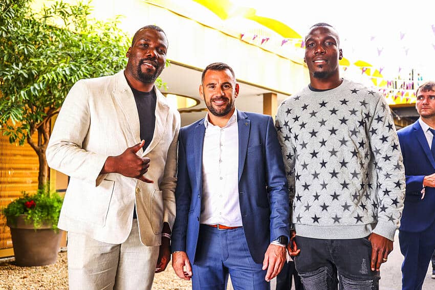 Mathias Pogba (à droite) lors du Qatar Prix de l'Arc de Triomphe à ParisLongchamp, en octobre 2025