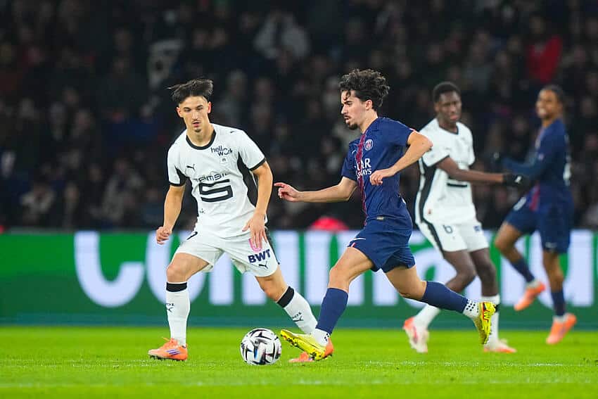 Esteban Lepaul et Vitinha lors du dernier PSG - Stade Rennais