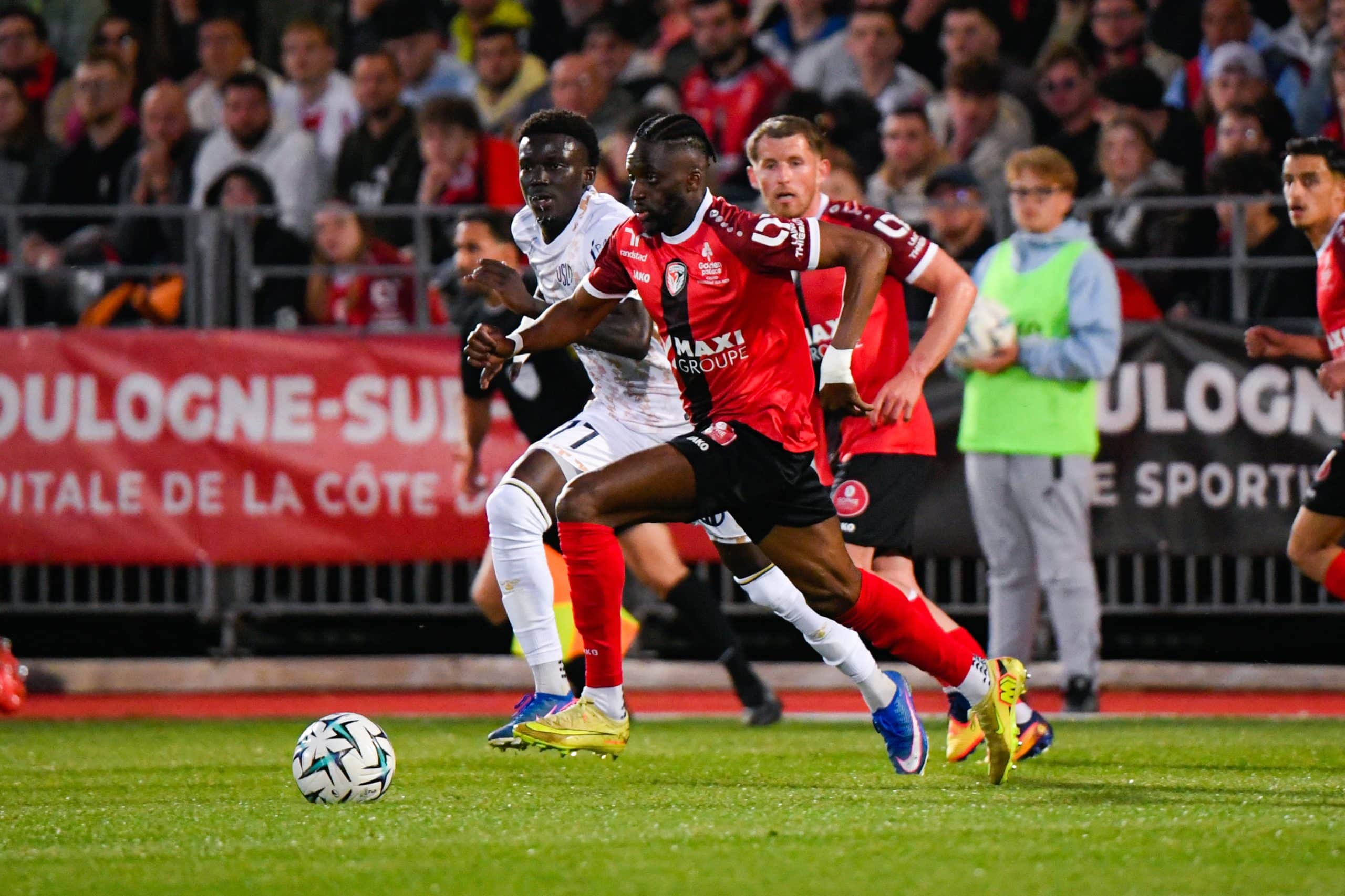 RC Lens Mercato : un jeune attaquant repart chercher du temps de jeu