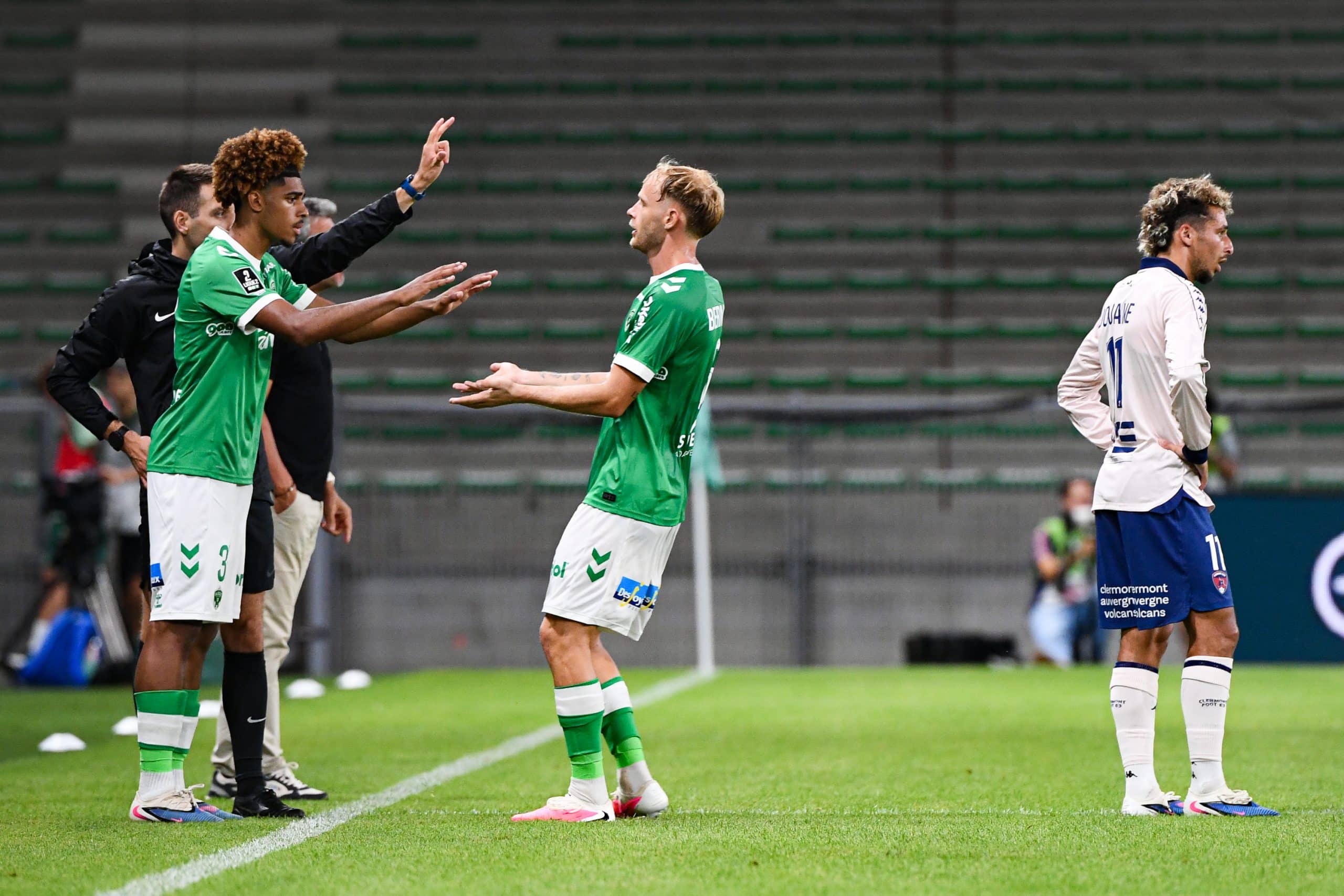 ASSE : Perrin adoube le jeune milieu verrouillé par les Verts