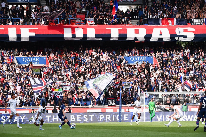 Les supporters du PSG au Parc