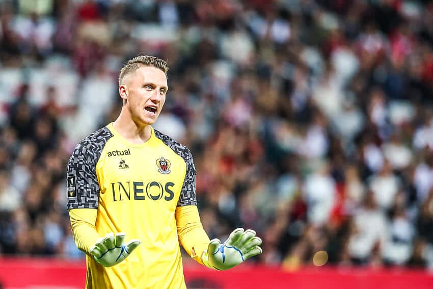 Marcin Bulka sous le maillot de l'OGC Nice