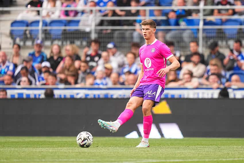 Charlie Cresswell (Toulouse)