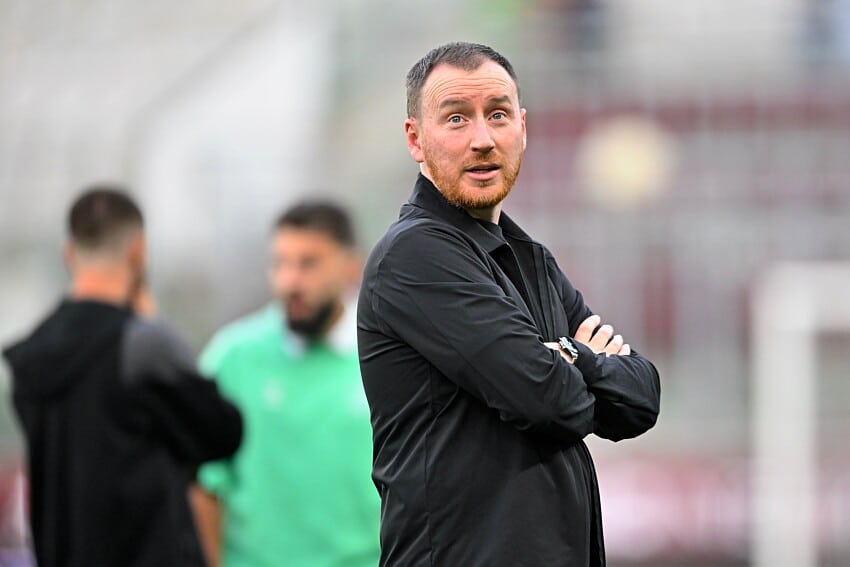 Les infos du jour : Cathro furieux après Metz ! Marseille verrouille sa com', Harit titulaire face au PSG ?