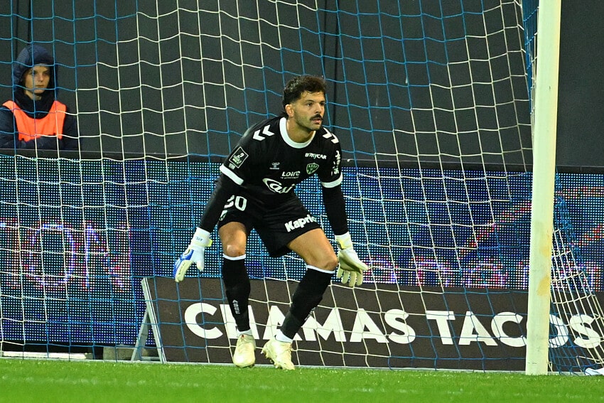 Gautier Larsonneur (ASSE)