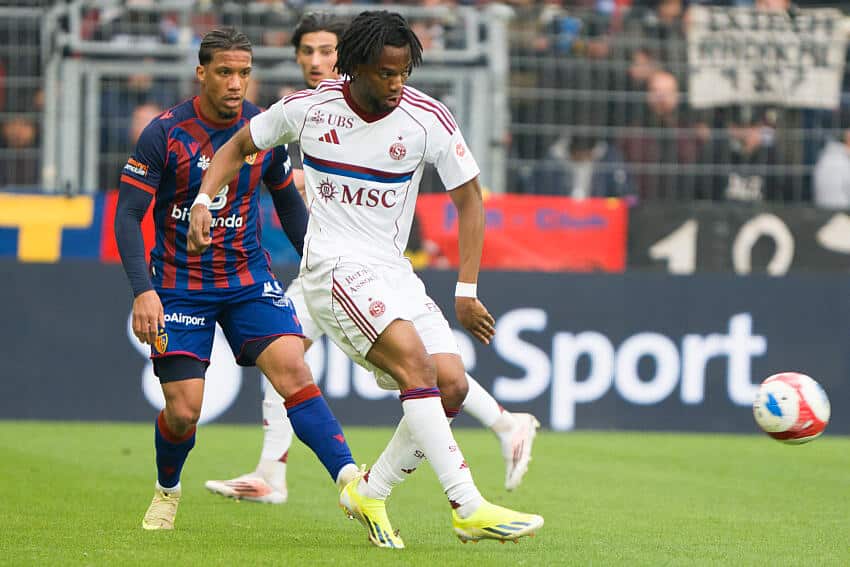 Junior Kadile sous le maillot du Servette