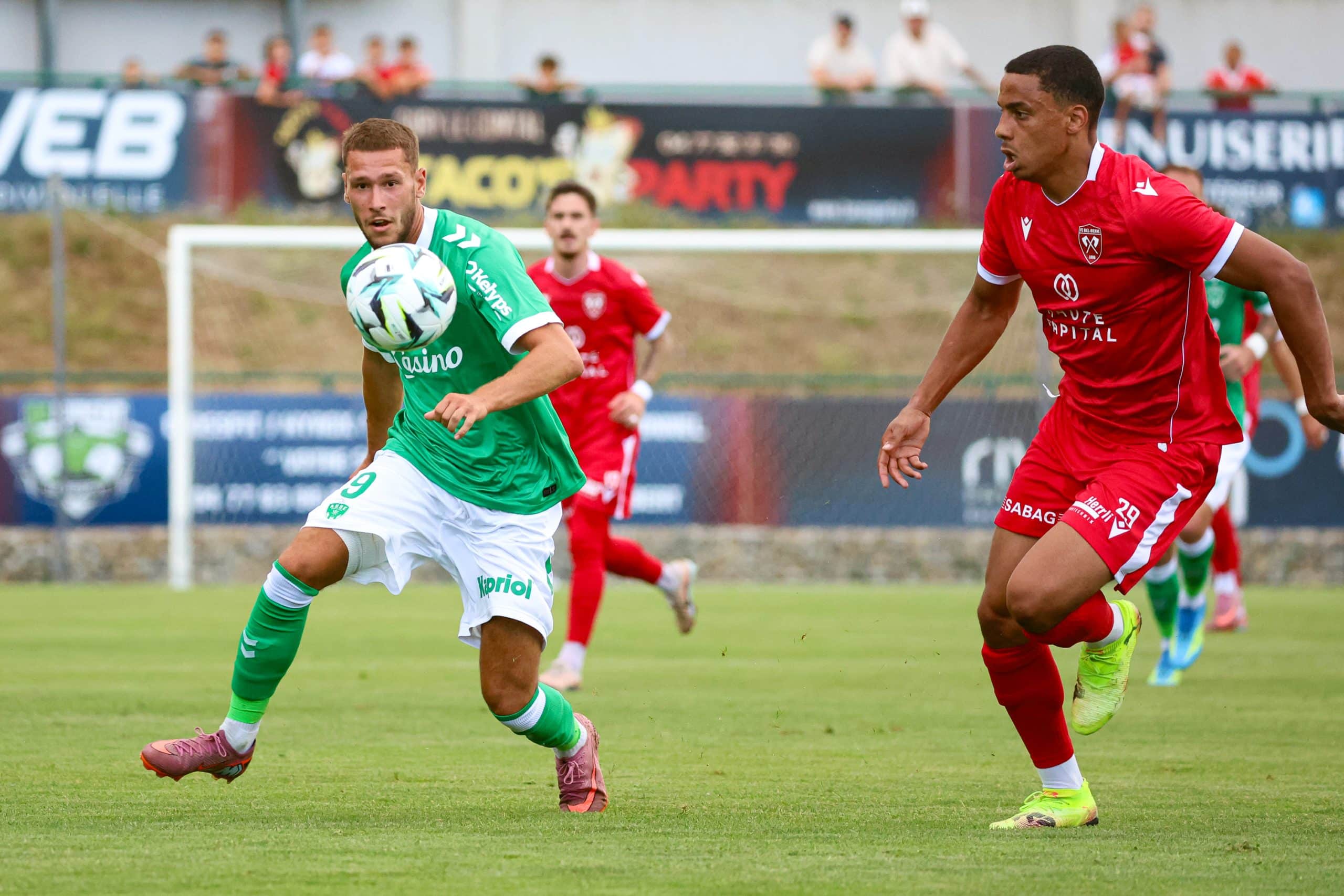 Flashback, il y a un an : Quand le retour de Stassin faisait vibrer le Chaudron, le mercato a changé de dimension