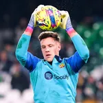 A la mi-temps, le FC Barcelone bousculé par le Betis Séville