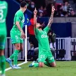 A la pause, l’ASSE tient tête au PSG