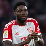 Accord confirmé entre le Real et Davies, des offres sont tombées au Barça pour trois joueurs !