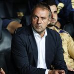 Alaves – FC Barcelone : Flick se met à  genoux devant Lewandowski et déplore un blessé