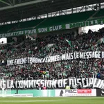 ASSE – Annecy : le Kop Sud répond à  la décision de la LFP par une banderole