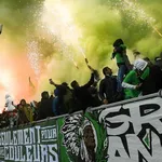 ASSE : Khazri se prend sa punchline en pleine tête par les ultras stéphanois