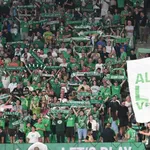 ASSE : la charge brutale des supporters des Verts contre Labrune et la LFP