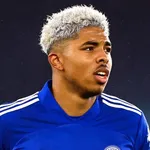 ASSE : la légende Alan Shearer couronne Wesley Fofana