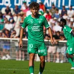 ASSE – Mercato : Adil Aouchiche quitte les Verts pour Lorient ! (officiel)