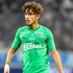 ASSE – Mercato : Aouchiche vers un club bien connu de l&rsquo;OM ?