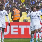 Bordeaux fait le break à Nantes, Angers et Brest devant”¦ les scores à la pause