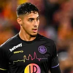 Un ex de Lens secoue le LOSC, Cabella fait causer, deux coachs cités à  Nice, un Bordelais primé