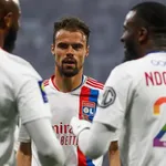Chelsea concurrence Nice pour un milieu, Clermont vise un joueur de l’OL, les supporters de Troyes en appellent à  Batlles
