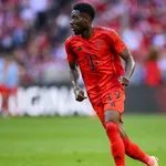 Mercato : coup de théâtre pour Davies au Real Madrid, trois joueurs attendent le Barça