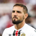 Nice se rend malade, Delort s’excuse auprès de l’Algérie, Strasbourg prolonge un crack