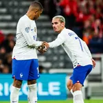 Equipe de France : ça a chauffé entre Mbappé et Griezmann !